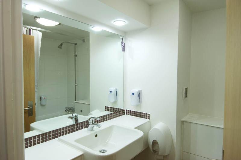 Premier Inn Maidstone Exteriör bild